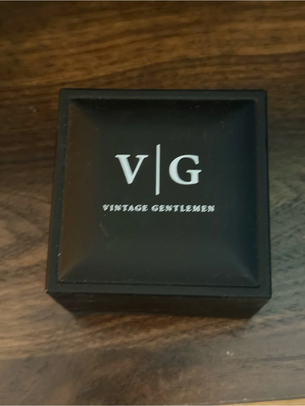 Vintage gentleman midnight men’s ring